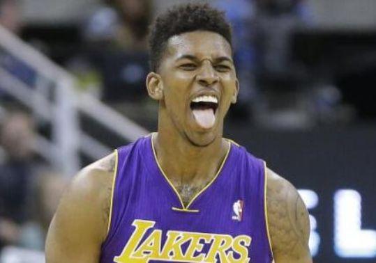 世亚预沙特战国足带球入场？总进球至少3个起步