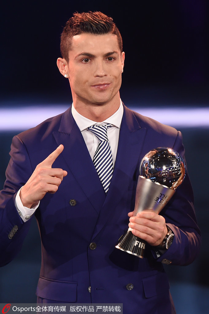 法尔克：由于可能不会买断雅克松，拜仁在关注中日德兰前锋朱