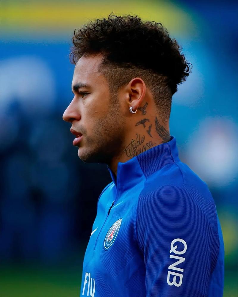 CBA球员最佳阵容提名：前三竞争激烈,