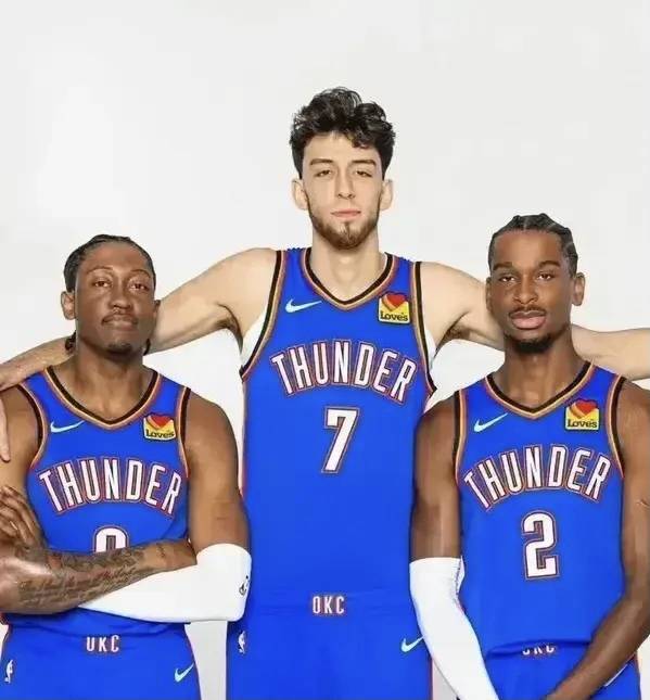 米格尔·卡布瑞拉在 2023 年底正式引退，他在底特律主场最后一次打击时流下热泪