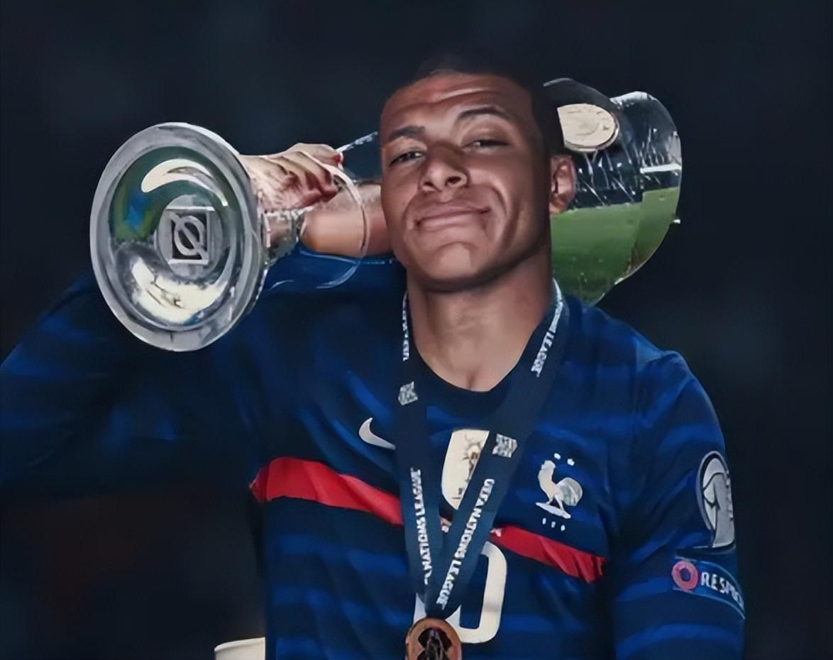 记者：阿隆索国家德比惹恼维尼修斯后，曾让米利唐去找他谈谈